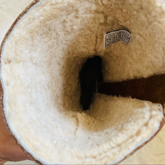 Ugg Belfair brown leather duck toe waterproof shearling boots - Picture 13 of 14